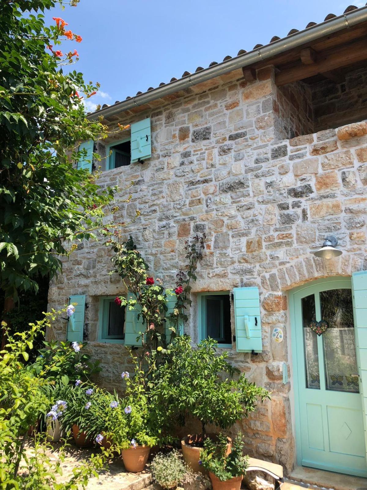 Domos Selene Casa Delle Farfalle Tinjan Exteriér fotografie